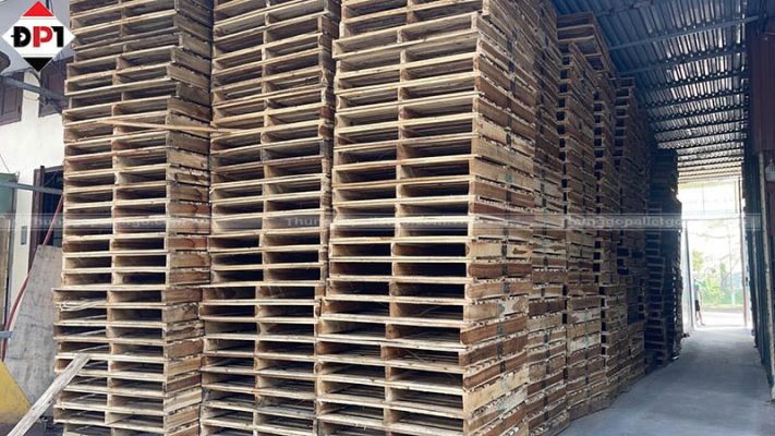 Pallet 2 hướng nâng vừa nhẹ lại vừa chắc chắn